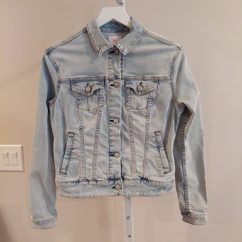 Lularoe Denim Jacket Size Small Light Wash Button Closure